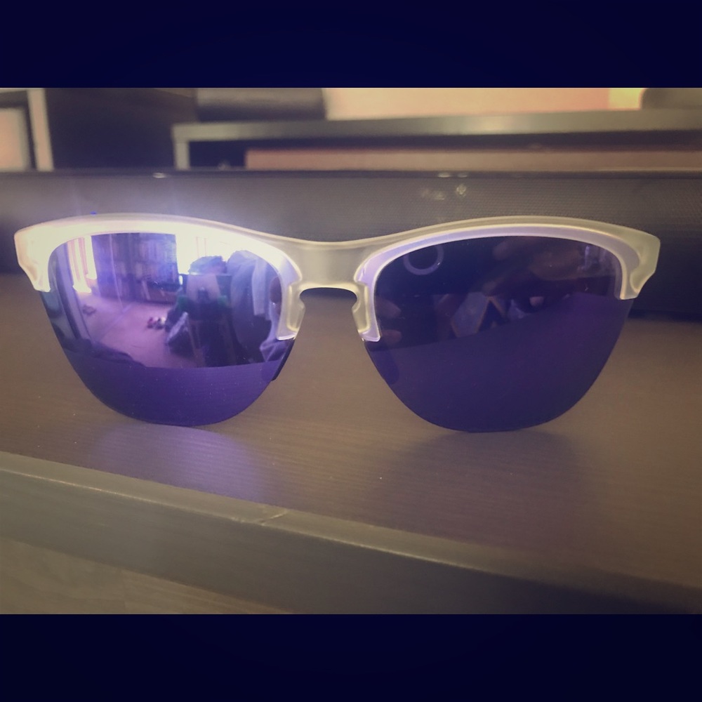 Oakley Frogskin Lite Sunglasses